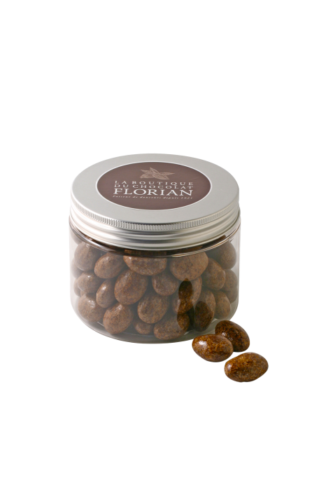 amande lait caramel et fleur de sel en boîte