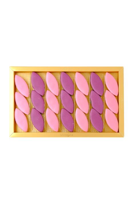 Pink and violet Califleurs® (calissons)