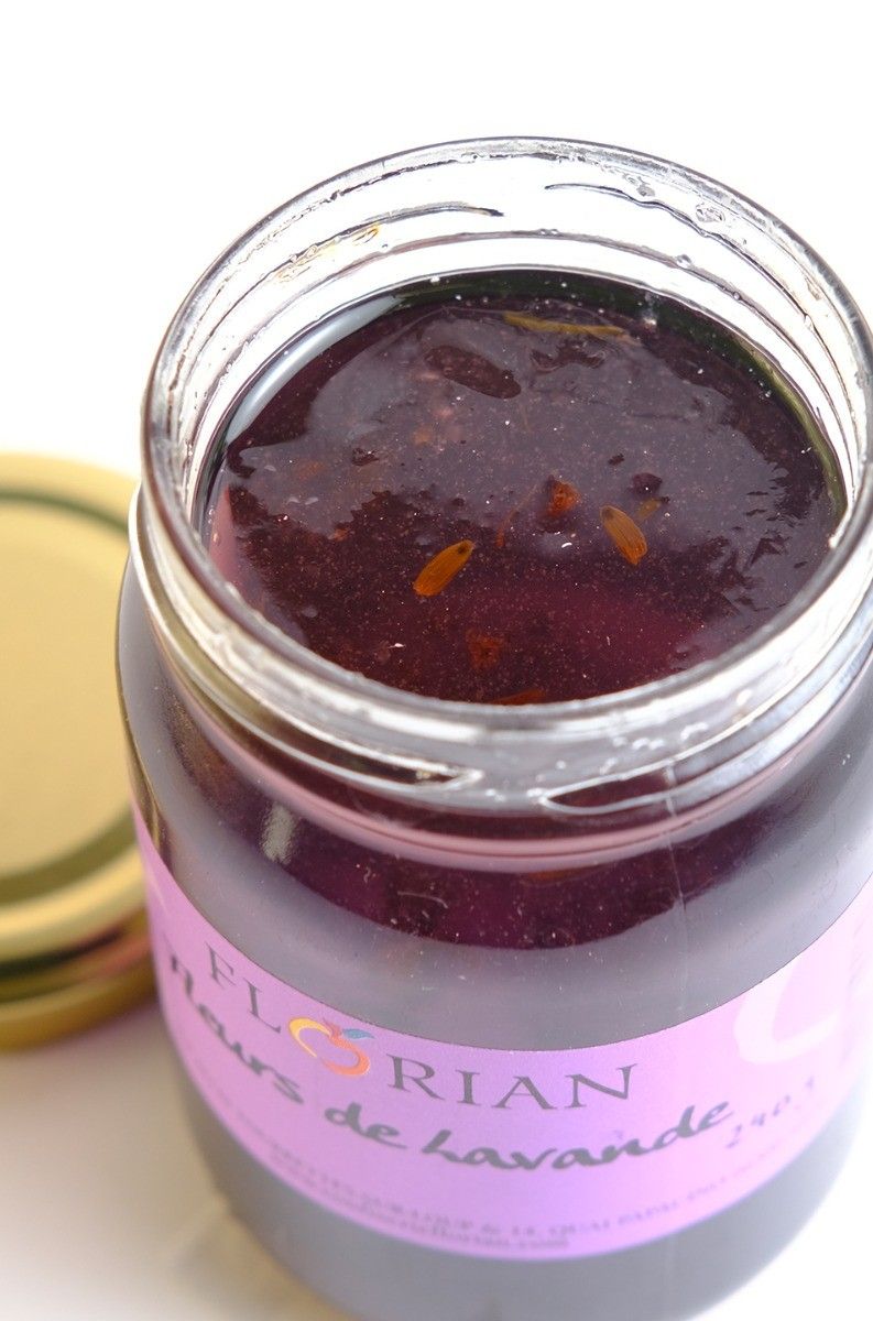Spreadable lavender jam
