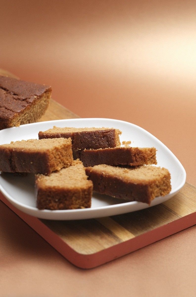 Sliced homemade gingerbread cake Biscuiterie Florian