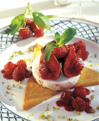 Recette : Figues fraîches et framboises poêlées