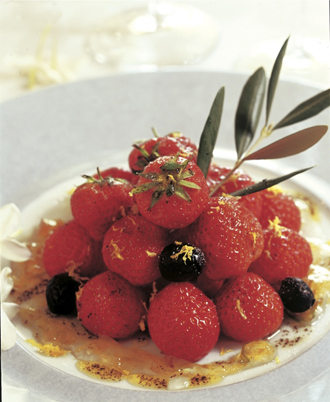 Recette: Fraises au jasmin et à l'huile d'olive vanillée
